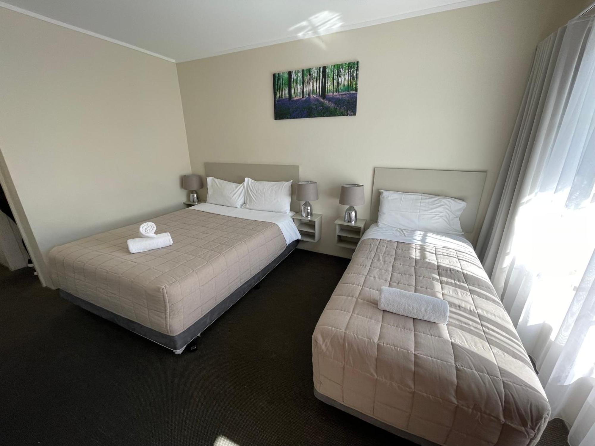 George Bass Motor Inn Новра Екстер'єр фото